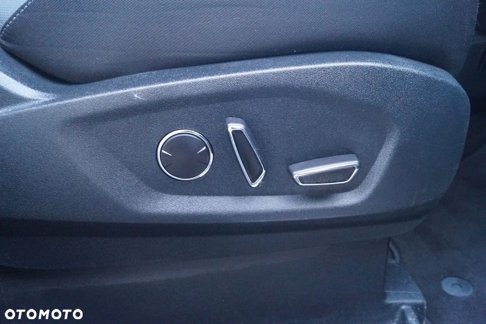 Ford S-Max 2.0 EcoBlue Titanium - 30