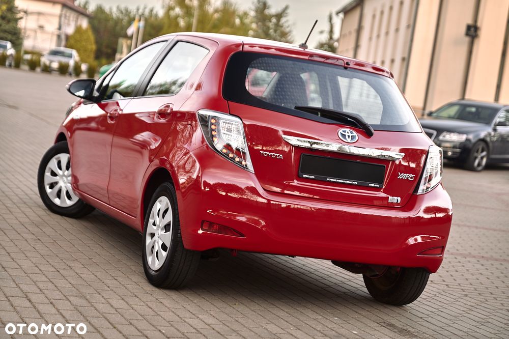 Toyota Yaris Hybrid 100 Premium EU6 - 12