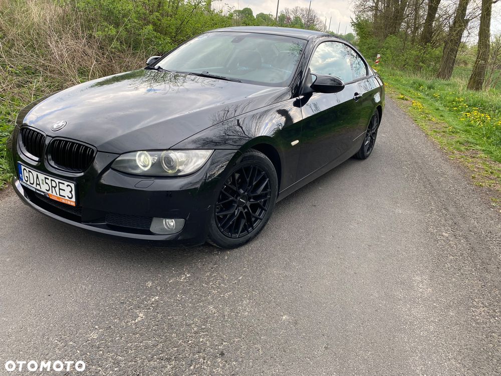 BMW Seria 3 320i - 1