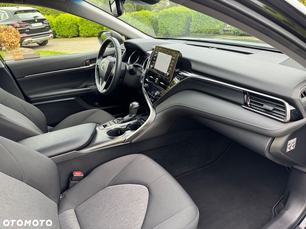 Toyota Camry 2.5 Hybrid Comfort CVT - 14