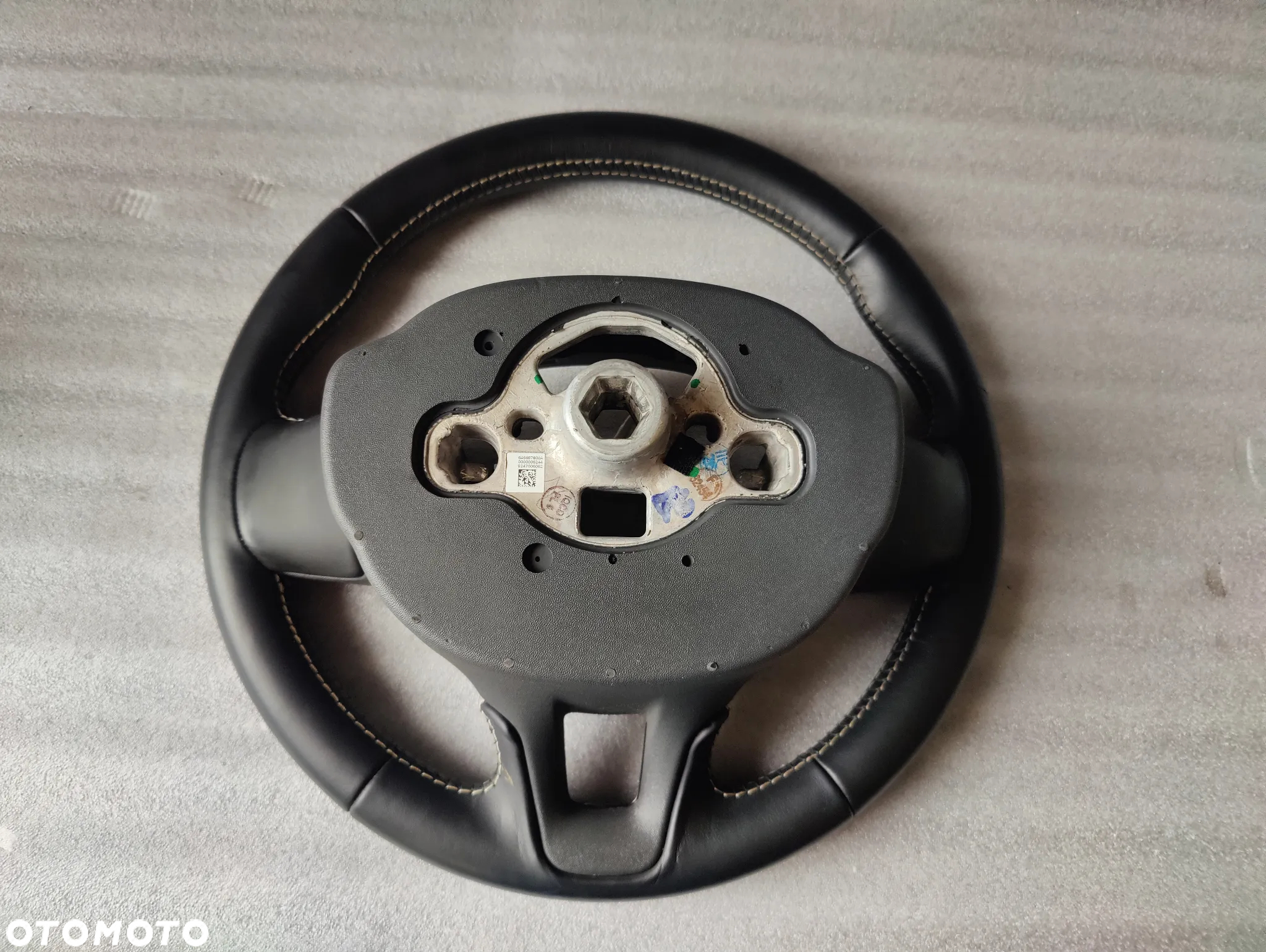 VOLVO V60 II KIEROWNICA MULTIFUNKCJA R-DESIGN 32227371 - 6