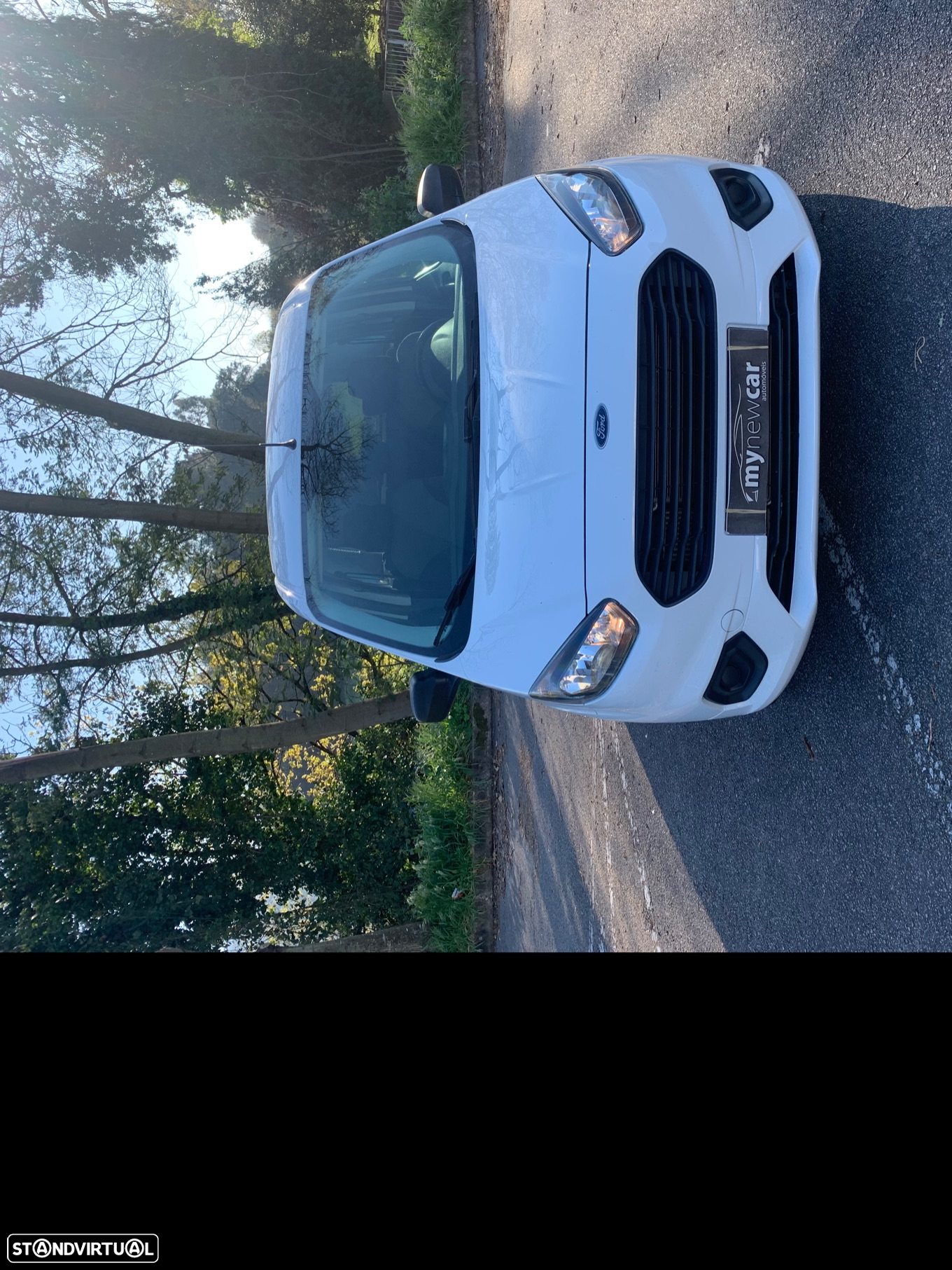 Ford e-Tourneo Custom - 6