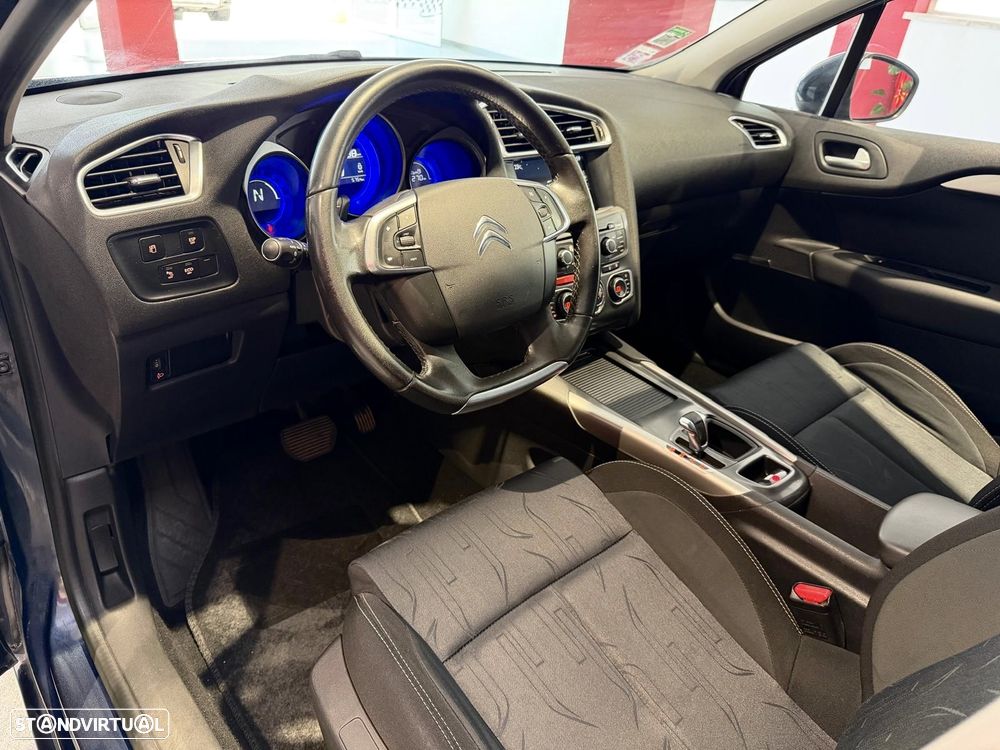 Citroën C4 e-HDi 115 ETG6 Tendance - 8