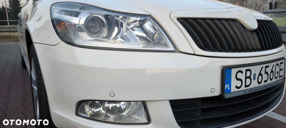 Skoda Octavia 1.8 Turbo FSI Sport Edition - 2