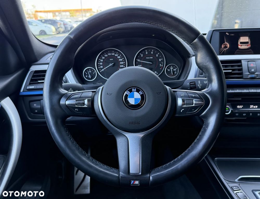 BMW Seria 3 330i GPF xDrive M Sport - 13