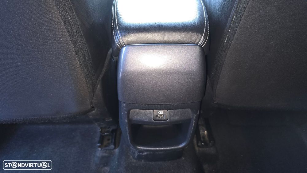 Nissan Juke 1.6 Hybrid N-Connecta - 48