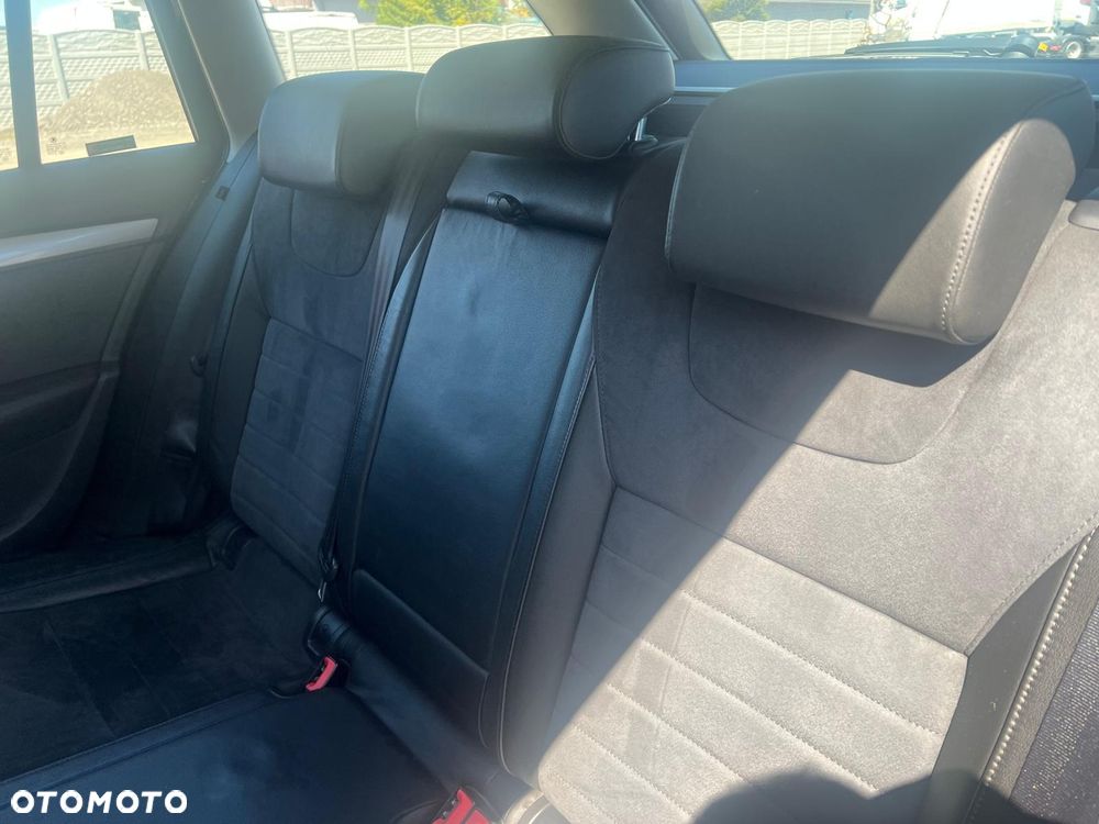 Skoda Octavia 1.8 TSI Elegance DSG - 23