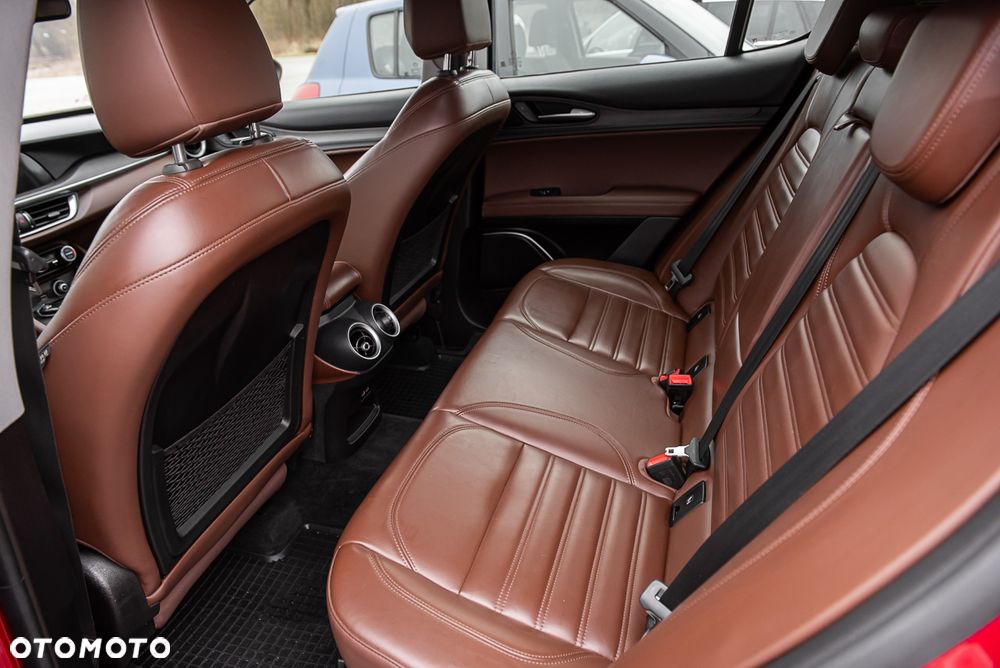 Alfa Romeo Stelvio 2.2 16V AT8 Executive - 27