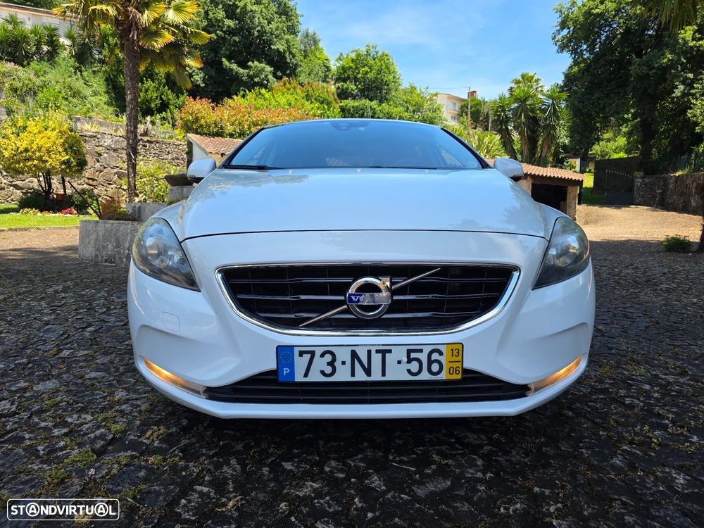 Volvo V40 1.6 D2 Momentum - 4