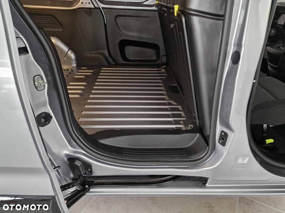 Fiat Doblo Cargo/Van 1.5 BlueHDI S&S - 12