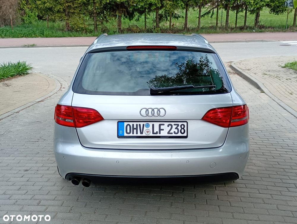 Audi A4 Avant - 28