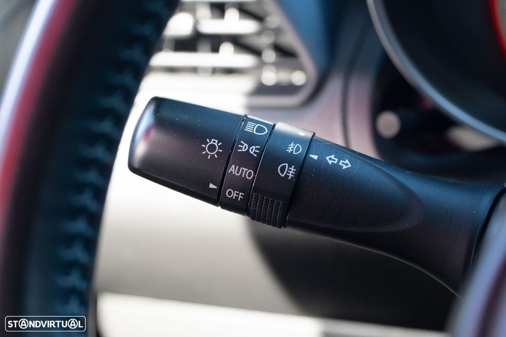 Suzuki Swift 1.2 Dualjet Hybrid Club - 11