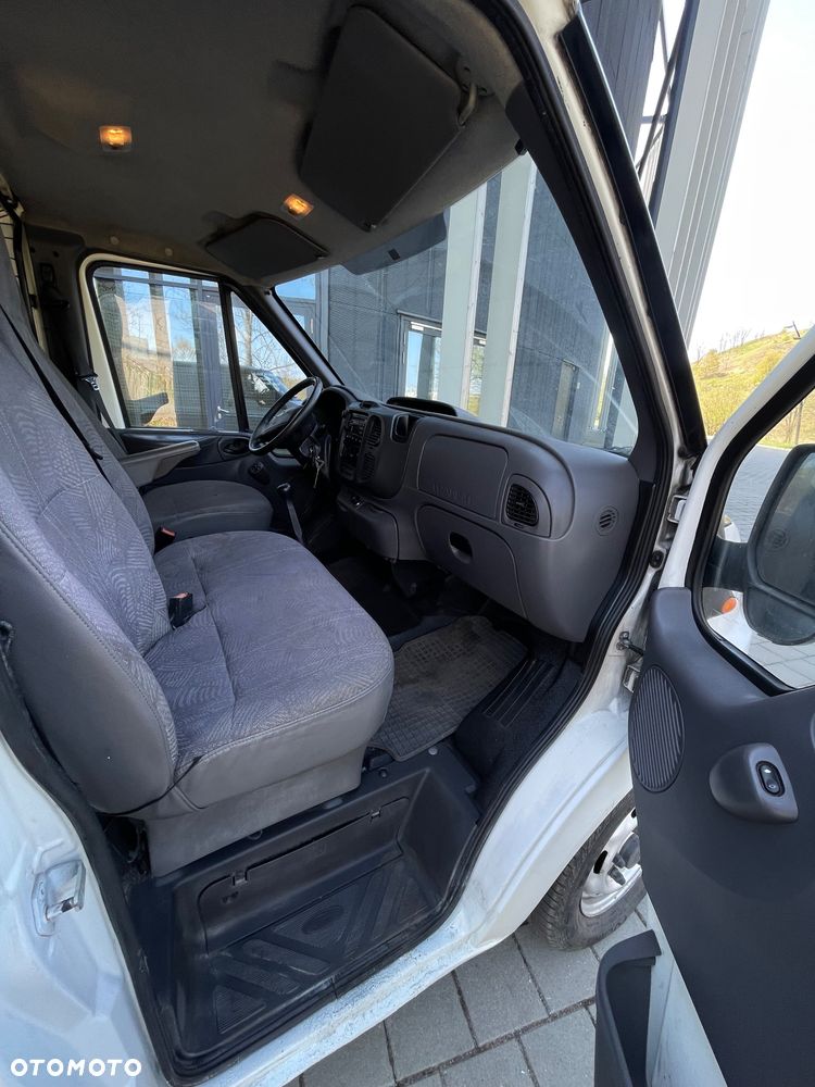 Ford Transit - 13