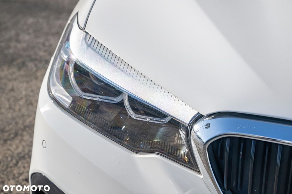 BMW Seria 5 530i M Sport Edition - 8