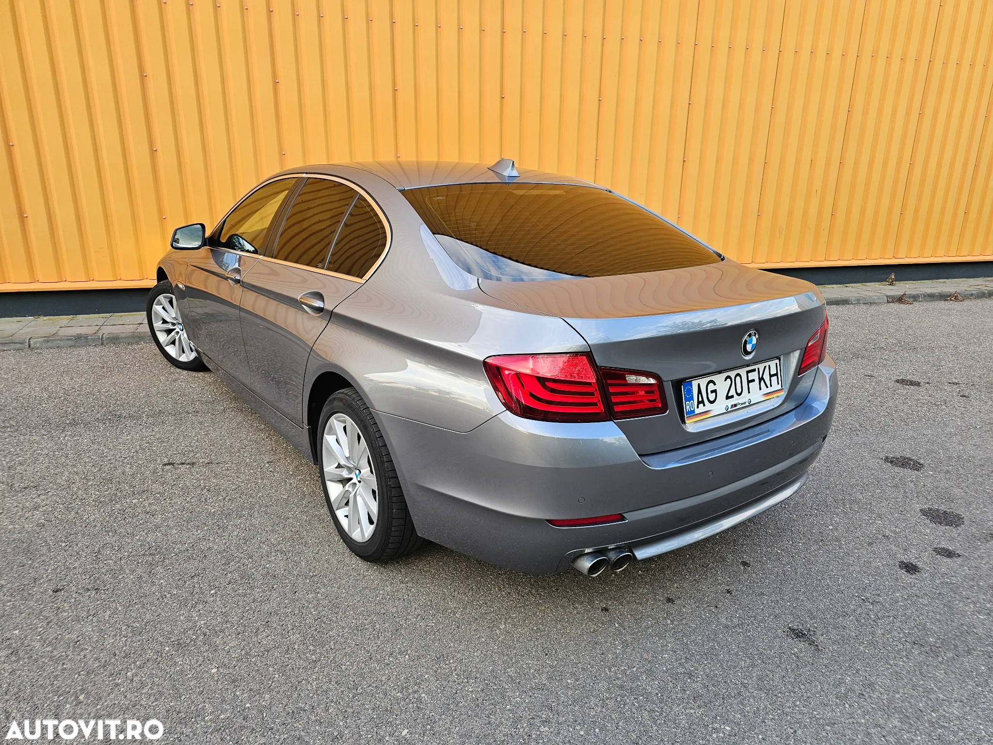 BMW Seria 5 520d - 3