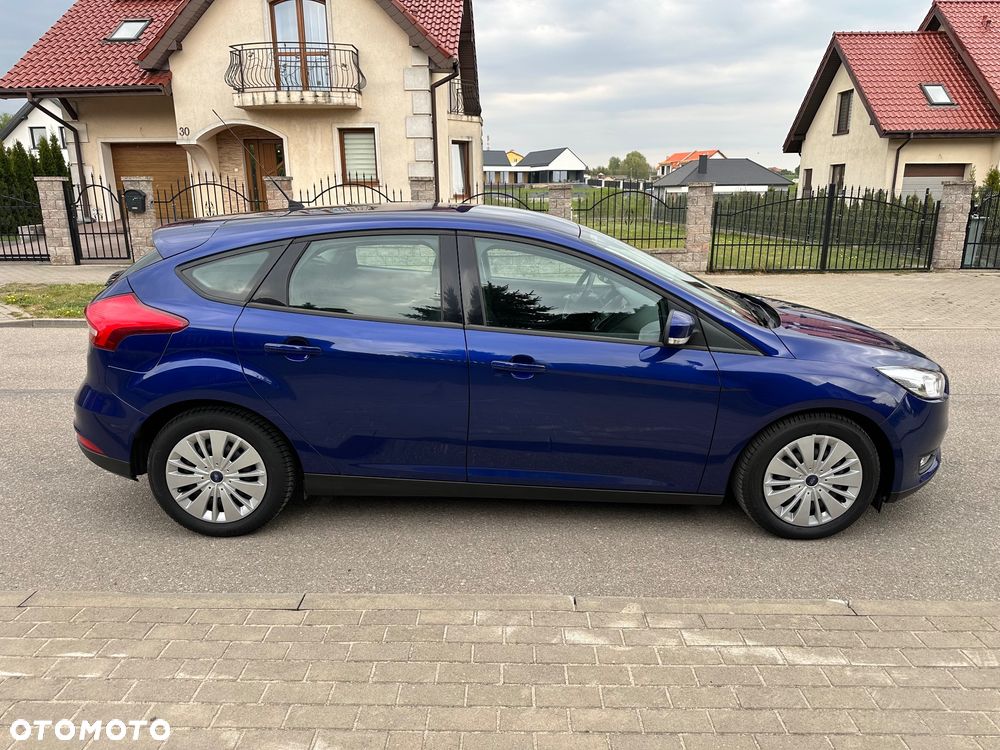 Ford Focus 1.0 EcoBoost Titanium - 6