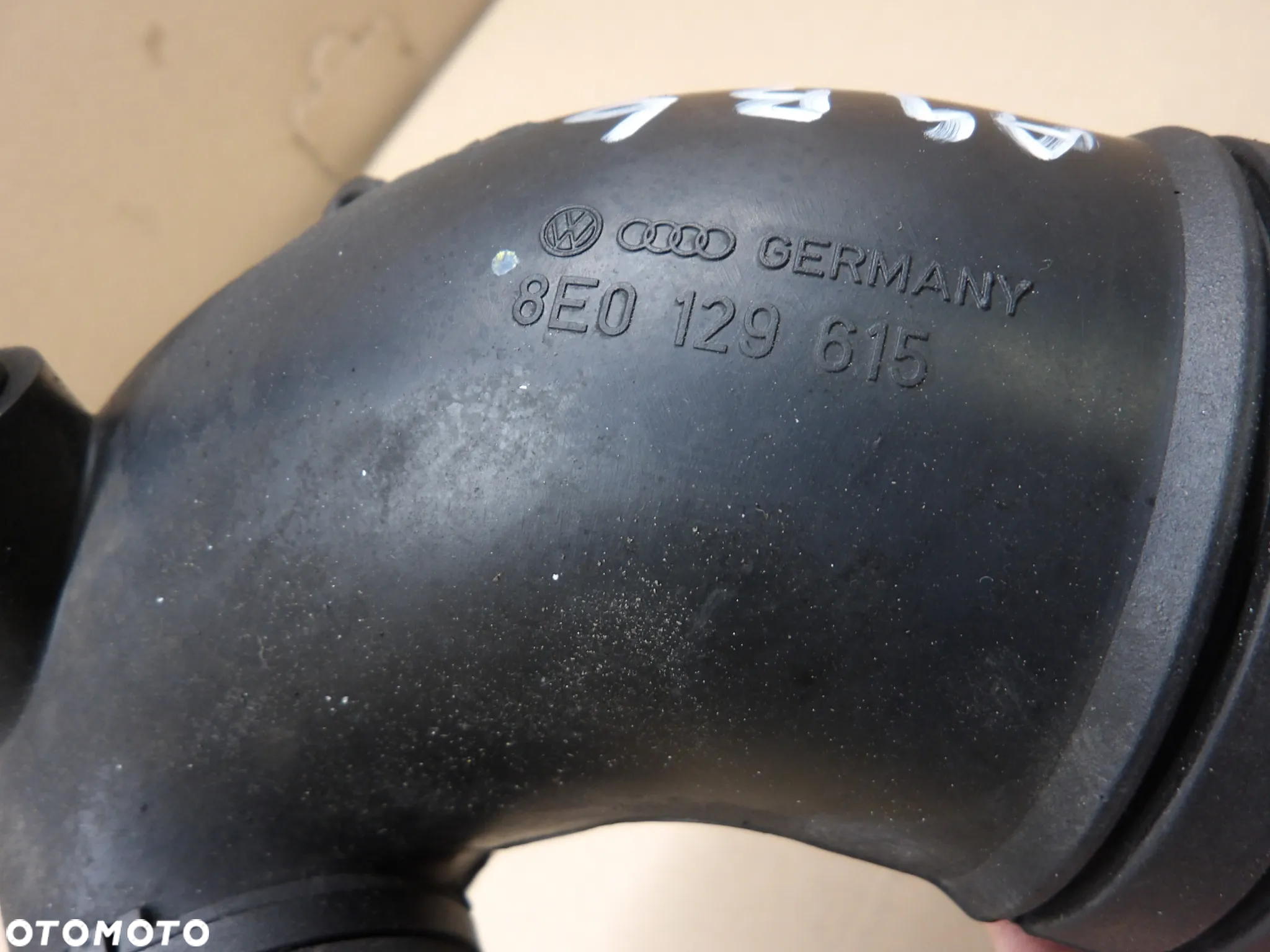 AUDI A4 B6 01-04 KOMBI RURA PRZEWÓD POWIETRZA 8E0129615 - 4
