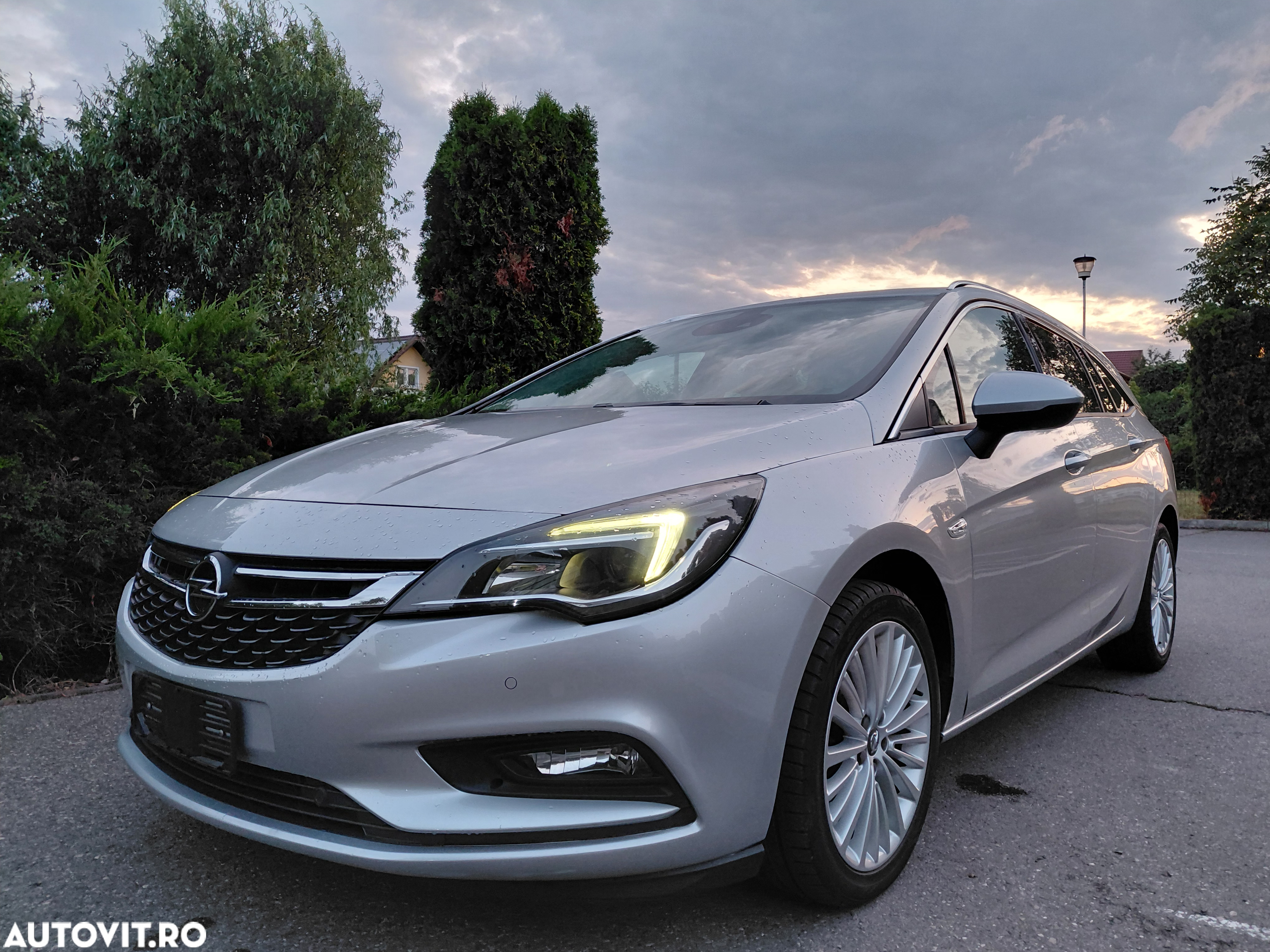 Opel Astra 1.6 CDTI Start/Stop Sports Tourer Active - 4