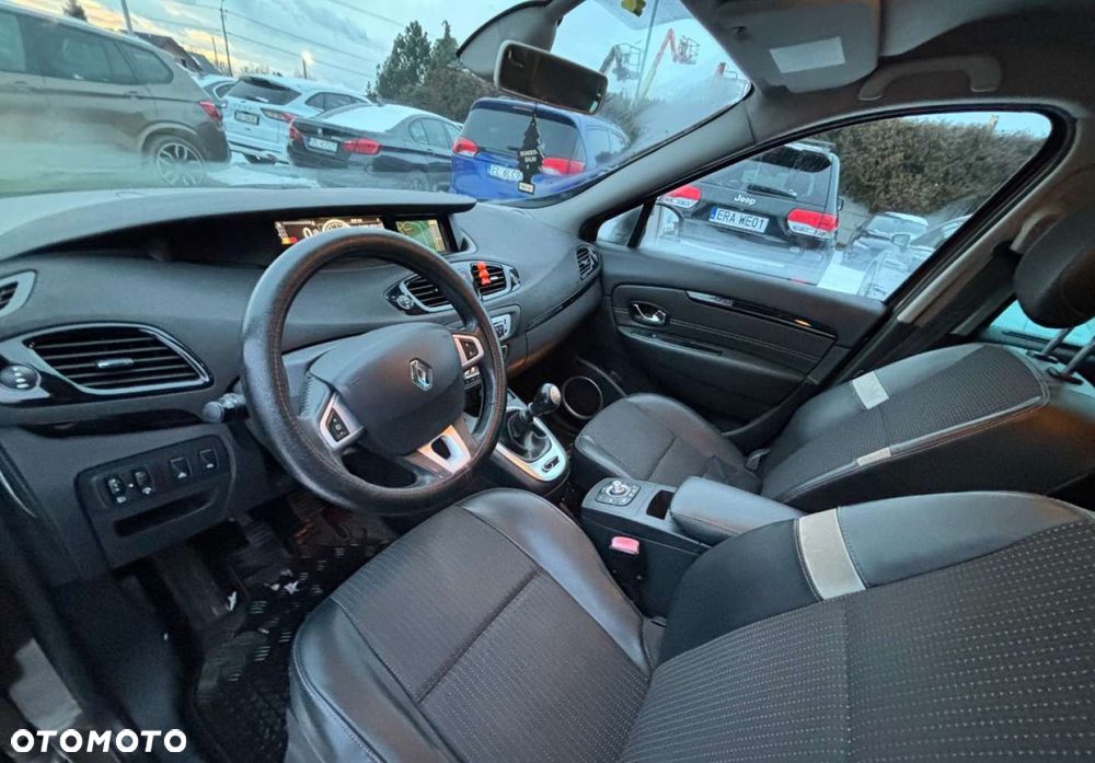 Renault Scenic - 10