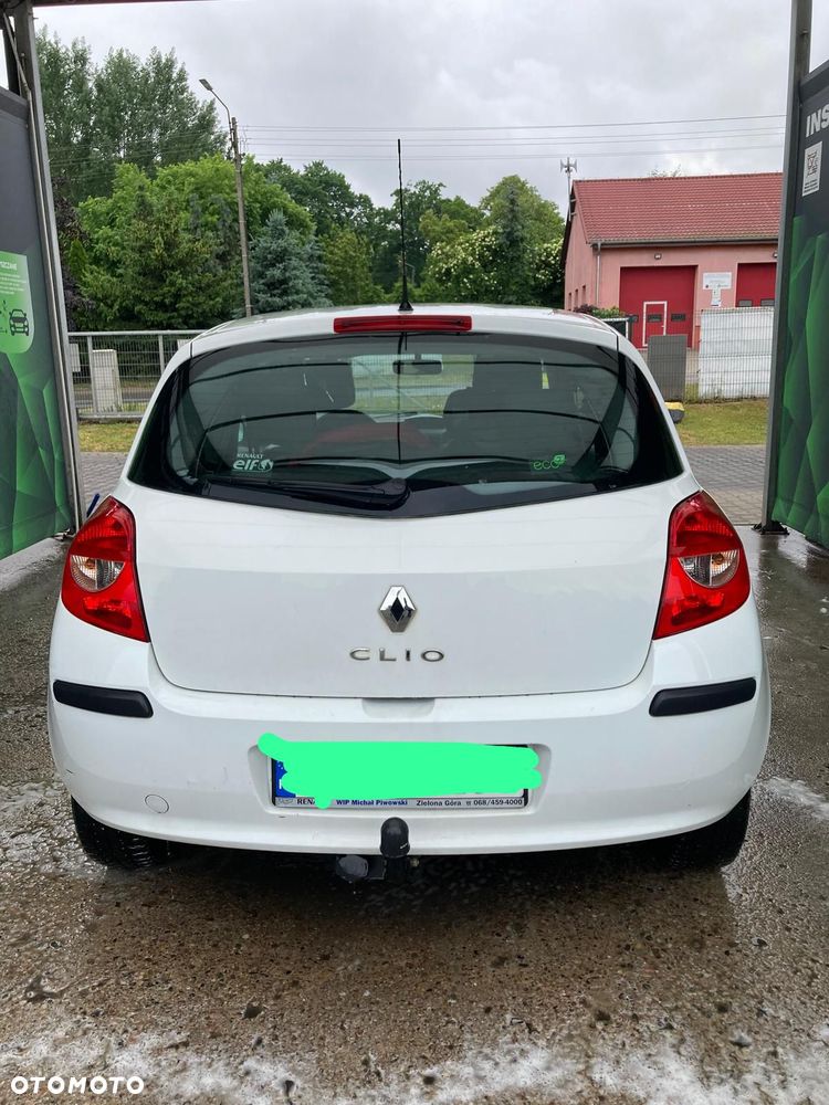 Renault Clio 1.5 dCi Alize - 3