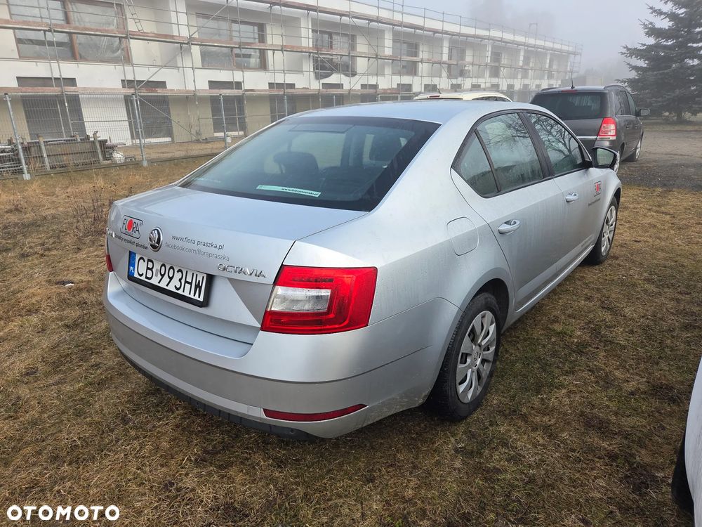 Skoda Octavia 1.6 TDI Active - 12