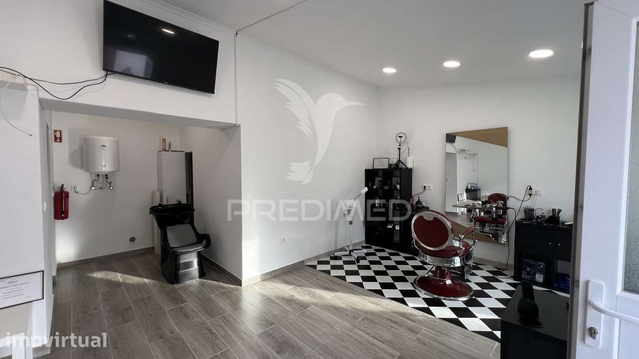 Moradia T1 com Espaço Comercial Remodelado em Albernoa - Grande imagem: 4/20