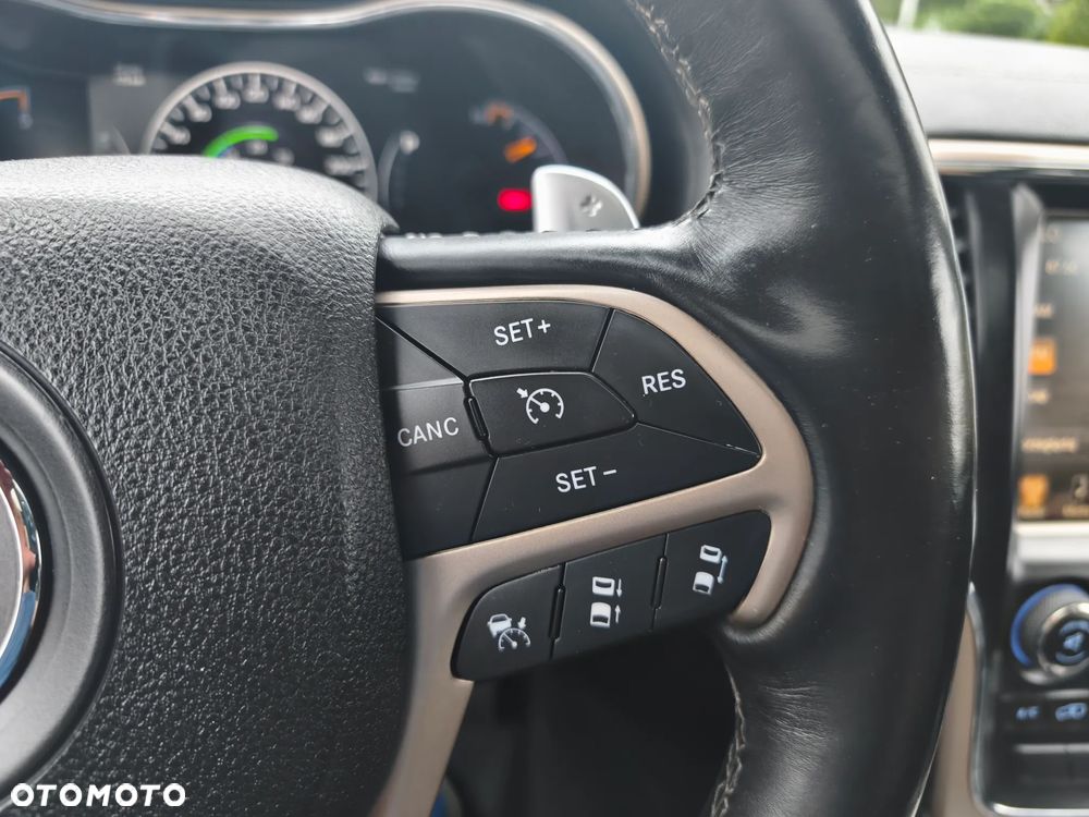 Jeep Grand Cherokee 3.0 CRD Overland EU6 - 35