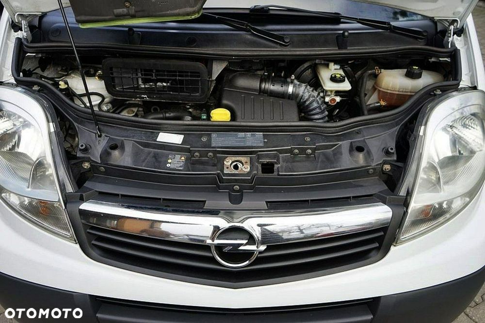 Opel Vivaro - 15