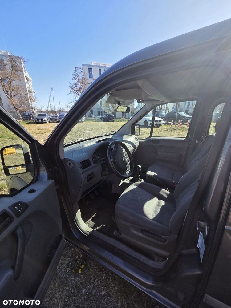 Ford Tourneo Connect - 6