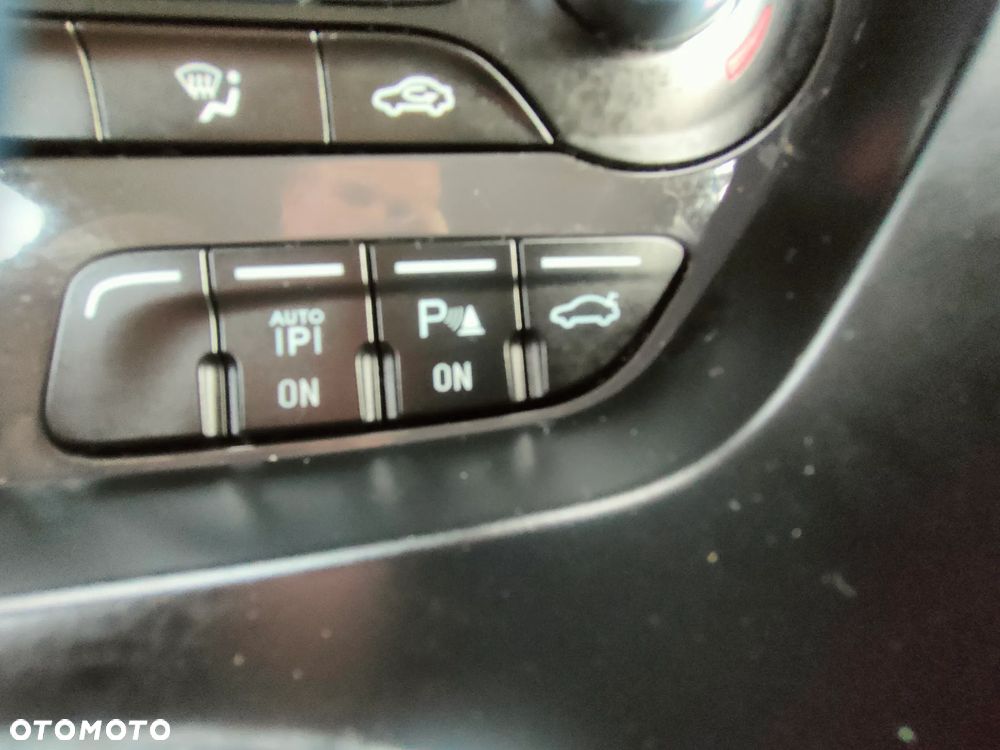 Ford Kuga 2.0 TDCi 4x4 Titanium - 7