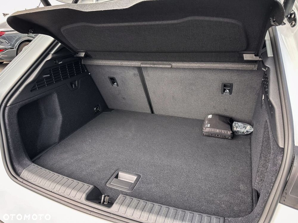 Audi A3 Sportback TFSI mHEV 110 kW Advanced S tronic - 12
