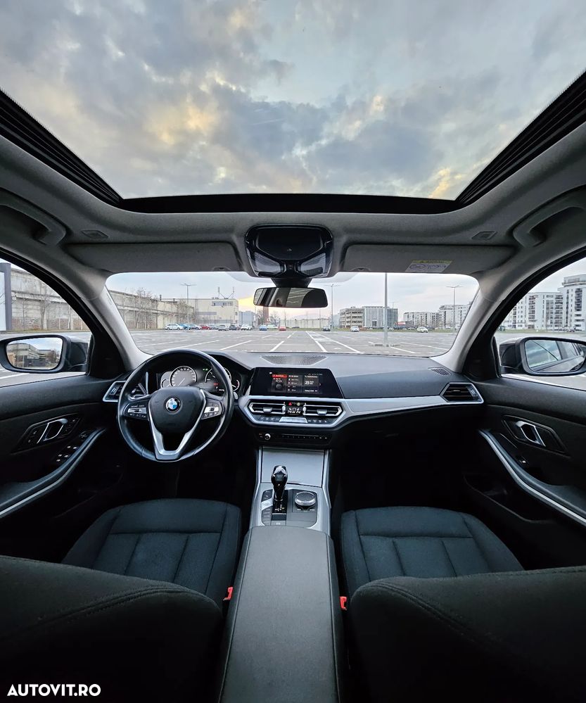 BMW Seria 3 318d Aut. Luxury Line - 7