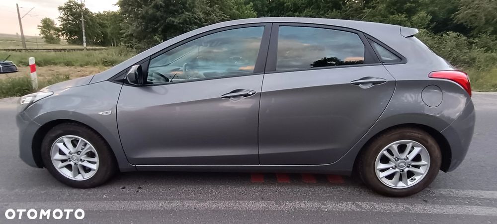 Hyundai i30 1.4 Fifa World Cup Edition - 24