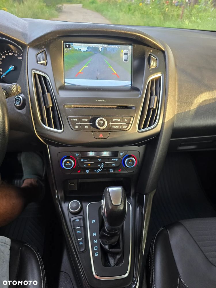 Ford Focus 1.0 EcoBoost Titanium ASS PowerShift - 11