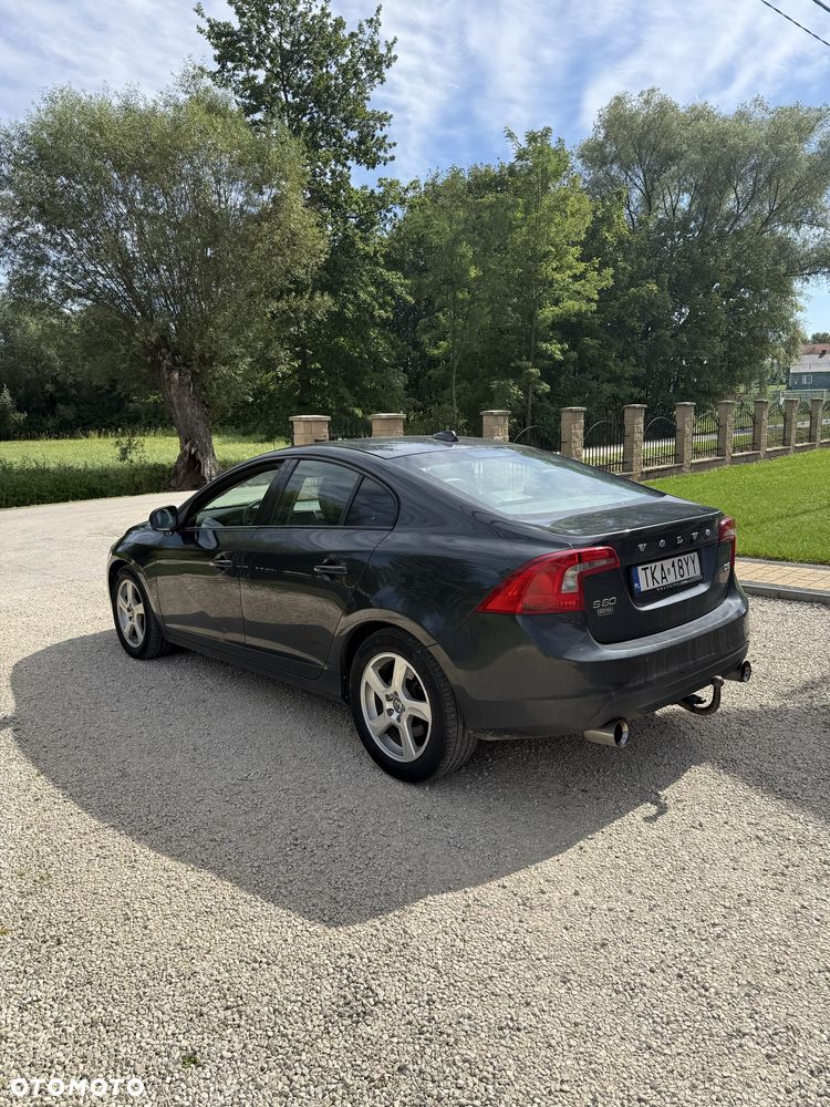 Volvo S60 - 3