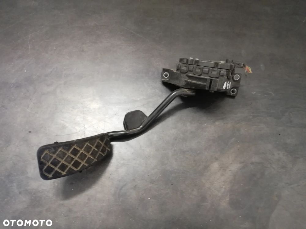 POTENCJOMETR GAZU SKODA AUDI A4 B6 8E2721523C - 1