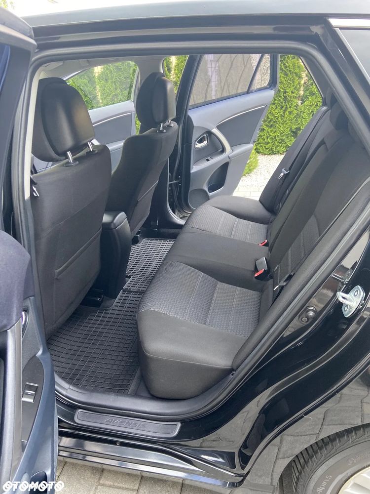 Toyota Avensis 1.8 Multidrive S Sol - 23