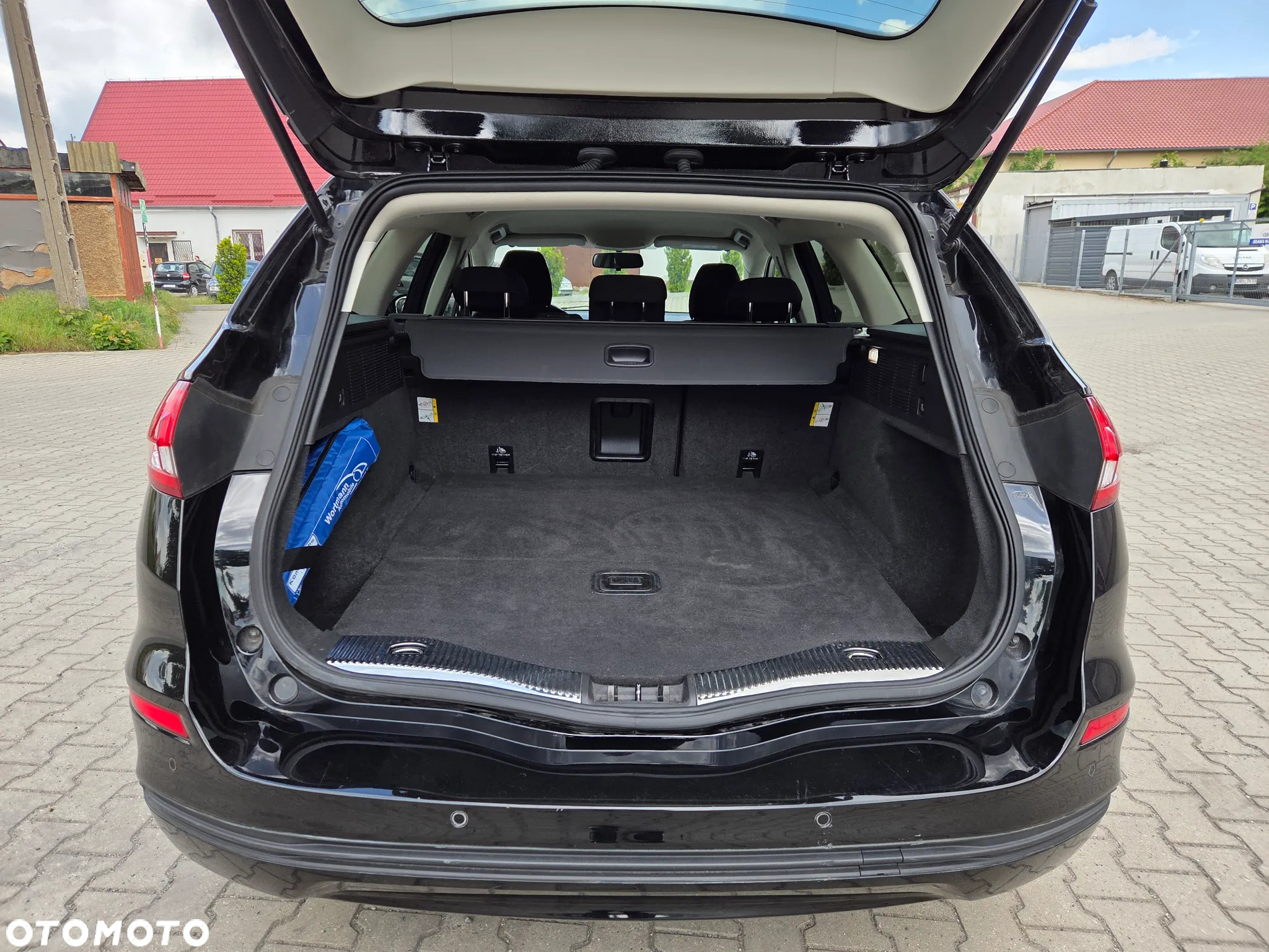 Ford Mondeo 2.0 TDCi Trend - 36