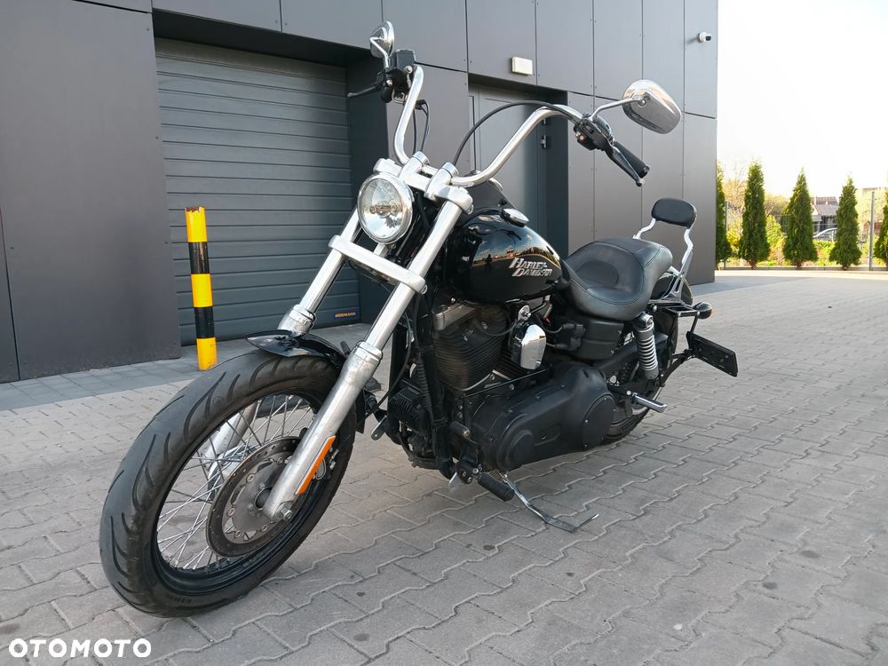 Harley-Davidson Dyna Street Bob - 3