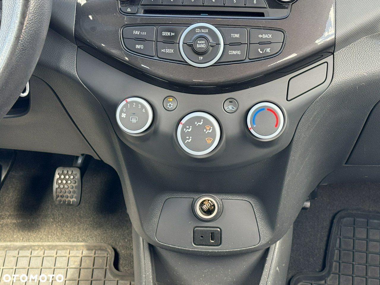 Chevrolet Spark - 23