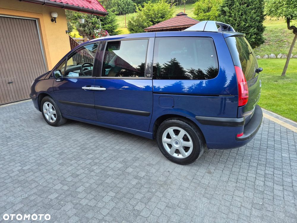 Peugeot 807 - 13