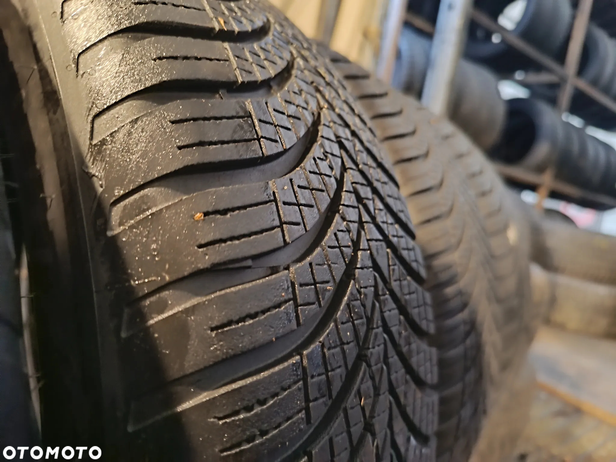 ŚLĄSK 4 x CAŁOROCZNE 225/60R17 103V GOODYEAR VECTOR 4 SEASONS G3 SUV KOMPLET - 3