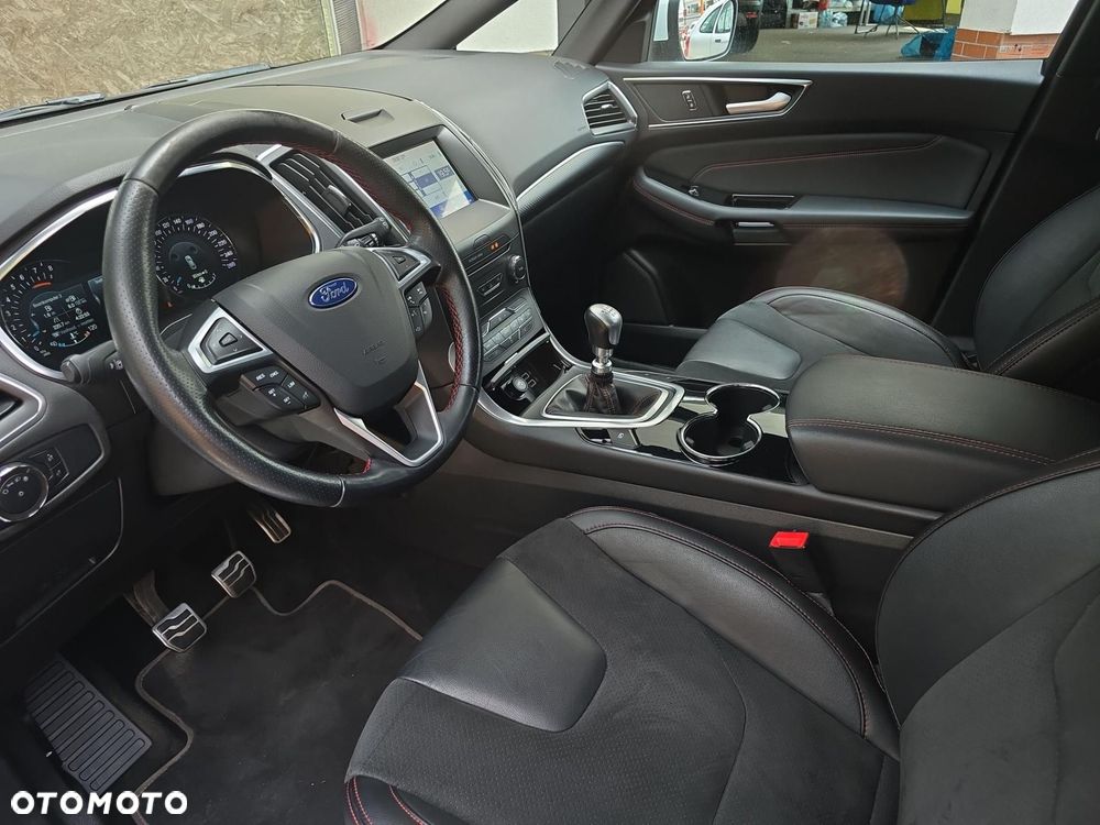 Ford S-Max 1.5 EcoBoost ST-Line - 12