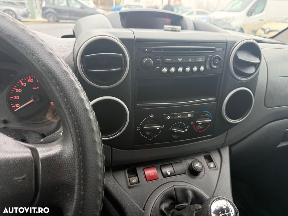 Peugeot Partner Combi 1.6 HDi 75 CP Confort FAP - 20