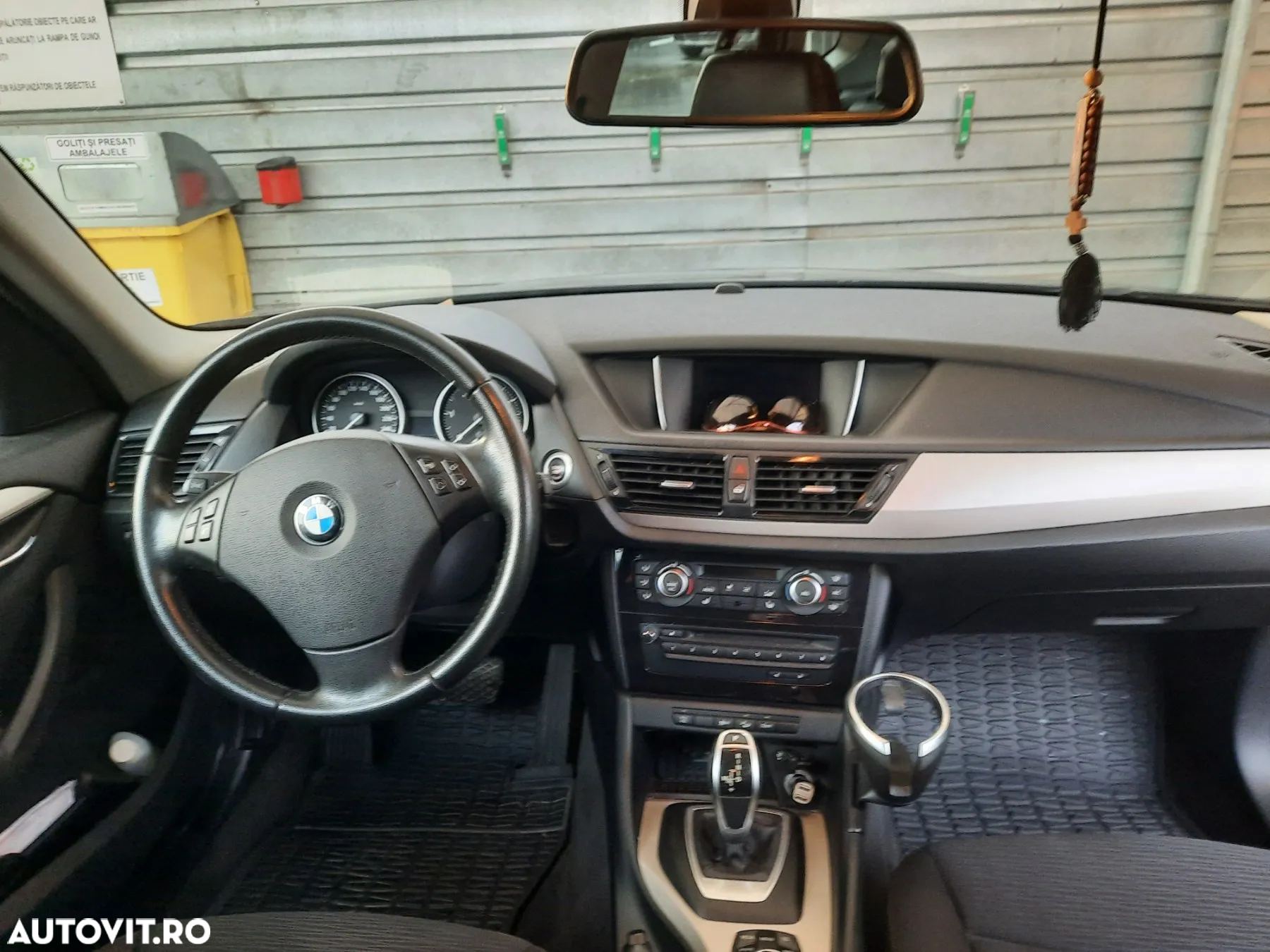 BMW X1 - 8