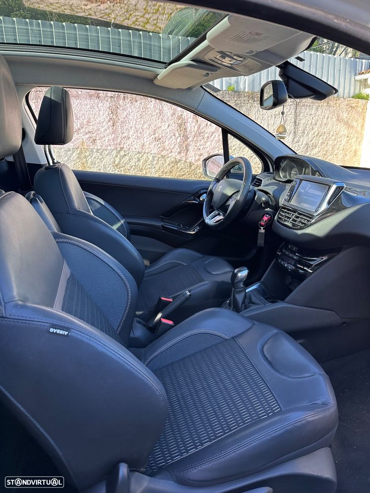 Peugeot 208 1.2 VTi Allure - 8