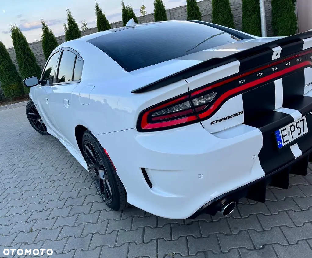 Dodge Charger Automatik R/T Scat Pack - 2