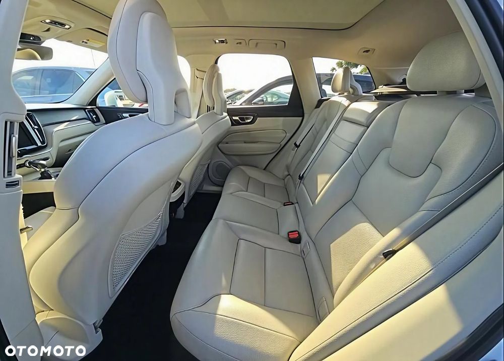 Volvo XC 60 - 12