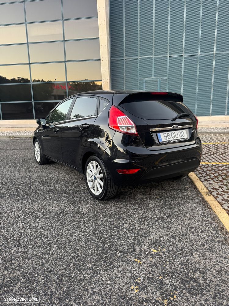 Ford Fiesta 1.5 TDCi Titanium - 4