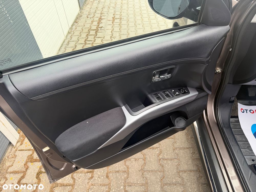 Mitsubishi Outlander 2.0 2WD Active - 15